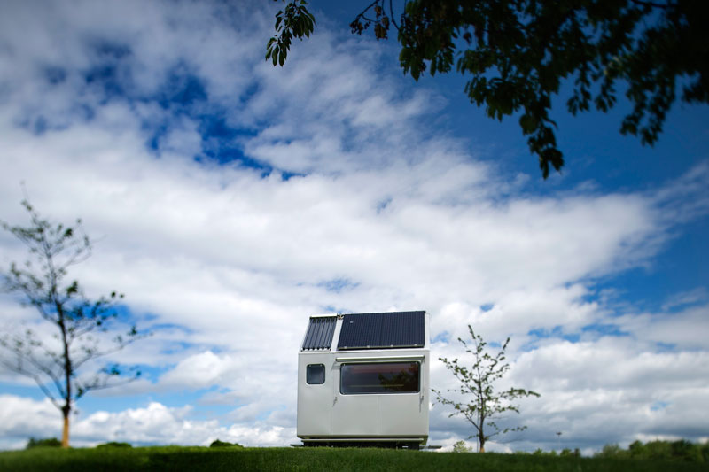 Прототип мини куће  "Диоген" на Витра кампусу у Њемачкој  (Фото:EPA / GEORGIOS Kefalas)