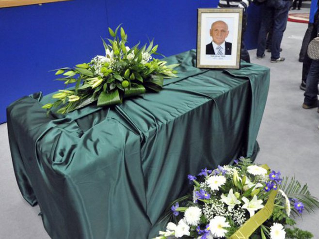 Сахрањен Сулејман Тихић - Фото: dnevni avaz