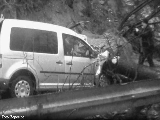 Жепче: Бегов Хан - возач аутомобила Кеди погинуо након одрона - Фото: klix.ba