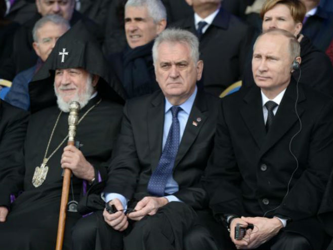Николић и Путин у Јеревану - Фото: AP