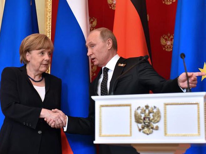 Ангела Меркел, Владимир Путин (архива) - Фото: Beta/AP