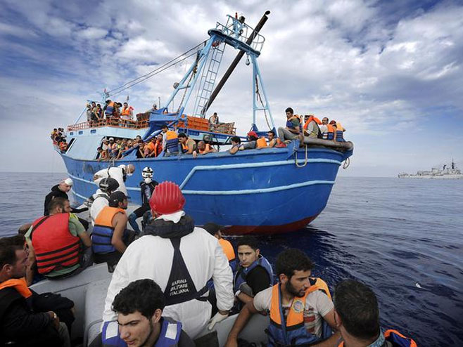 Близу 50 мртвих миграната пронађено у складишту брода - Фото: ANSA