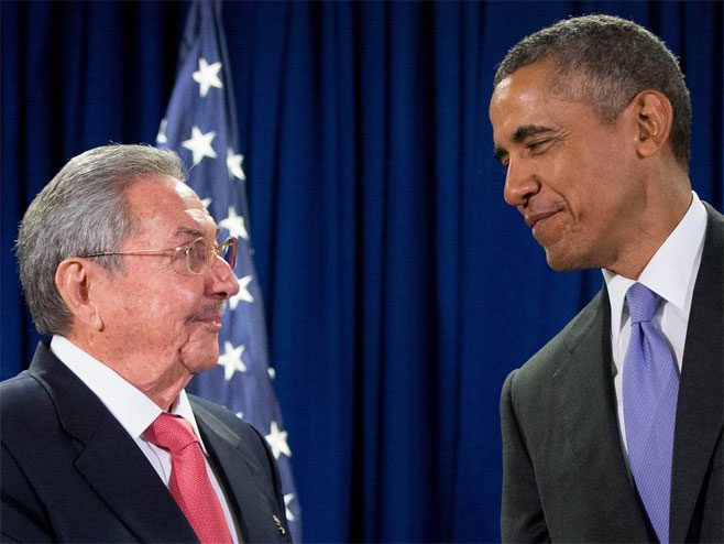 Барак Обама и Раул Кастро разговарали су на маргинама Генералне скупштине УН - Фото: AP
