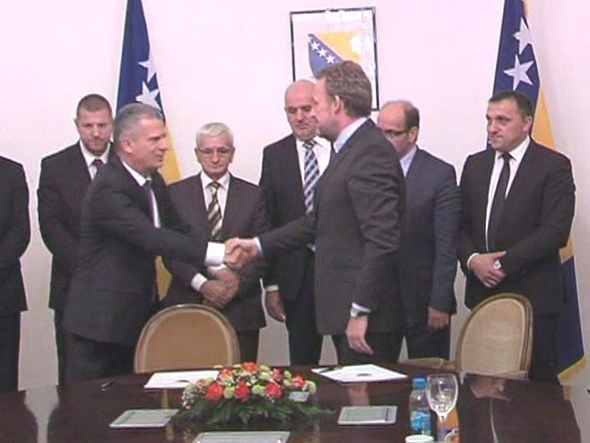 СДА и СББ потписали споразум о коалицији - Фото: РТРС