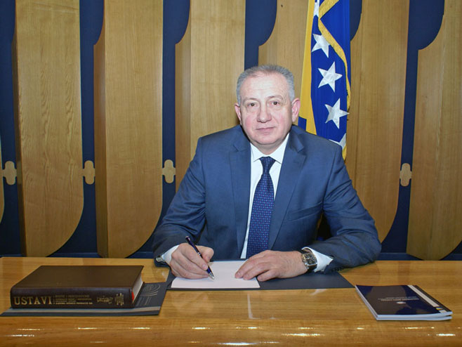 Бариша Чолак (Фото: parlament.ba) - 