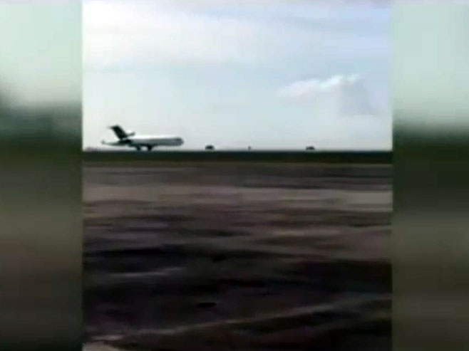 Слијетање авиона - Фото: Screenshot/YouTube