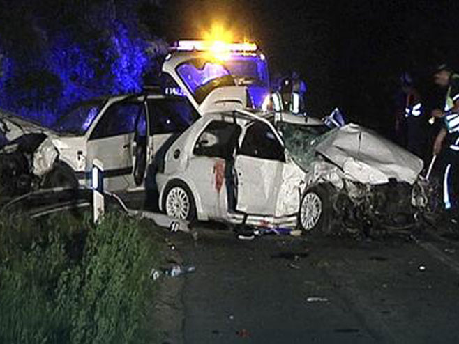 Крагујевац: Тешка саобраћајна несрећа    (Фото:N. Raus / RAS Srbija) - 