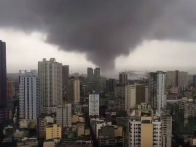 Торнадо протутњао кроз центар милионског града - Фото: Screenshot/YouTube
