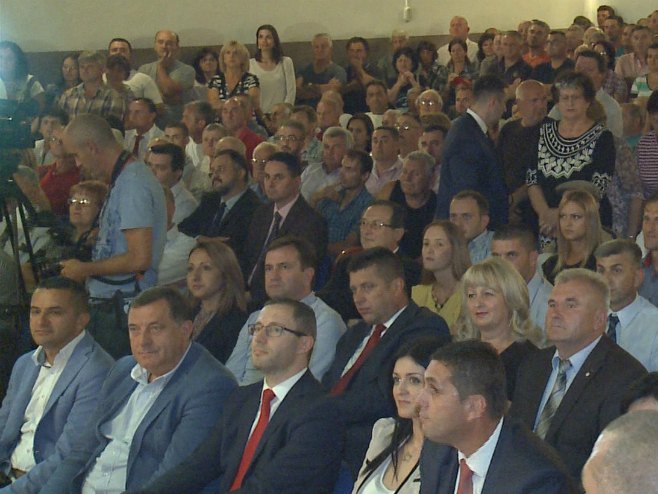Конвенцијa СНСД-а у Прњавору - Фото: РТРС