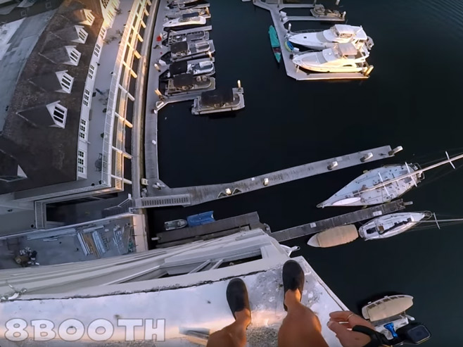 Скок у луци Њупорт са 40 метара висине - Фото: Screenshot/YouTube