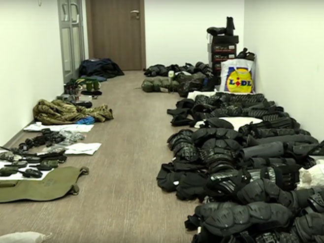 Заплијењено оружје на дан избора у Црној Гори - Фото: Screenshot/YouTube