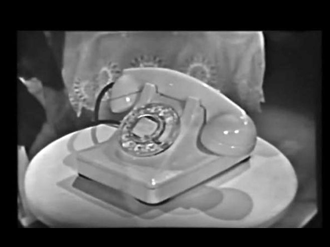 Стари телефон - Фото: Screenshot/YouTube
