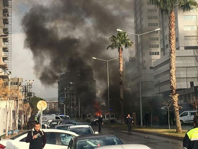 Експлозија у Измиру (фото:Twitter) - 