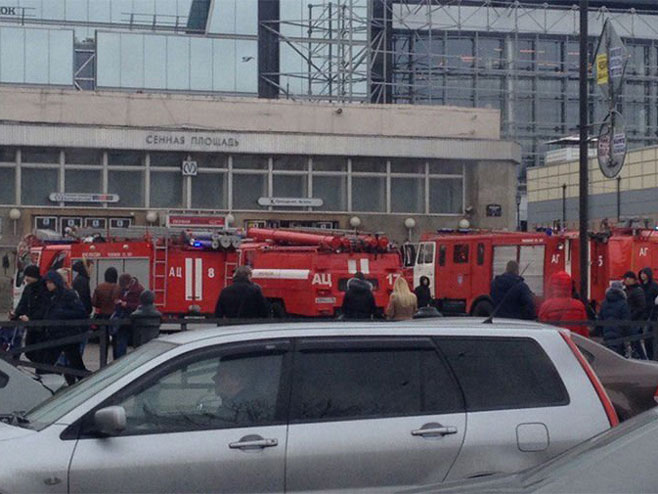 Eксплозијa у Санкт Петербургу (Фото:twitter.com/spbreporter) - 