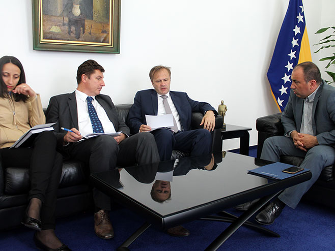 Црнадак са делегацијом Сарајево бизнис форума - Фото: СРНА
