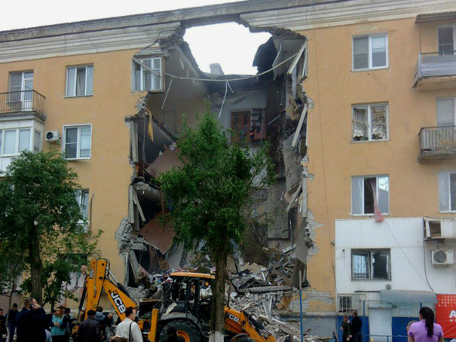 Волгоград: Експлозија гаса у згради (Фото: Twitter) - 
