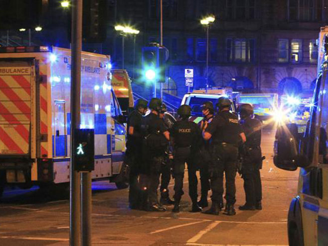 Експлозија - Манчестер (фото:Tanjug, AP) - 