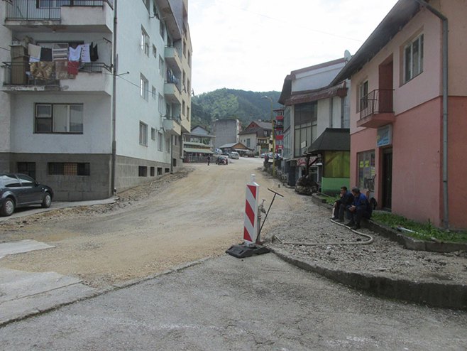 Реконструкција главне саобраћајнице у Сребреници - Фото: СРНА