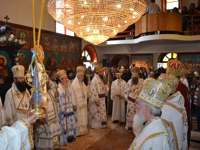 Босански Петровац - церемонија устоличења епископа Сергија - Фото: СРНА