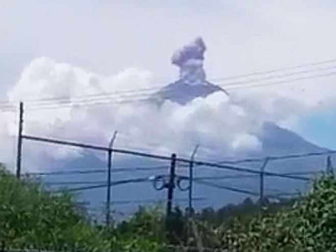 У Мексику земљотрес и вулкан - Фото: Screenshot/YouTube