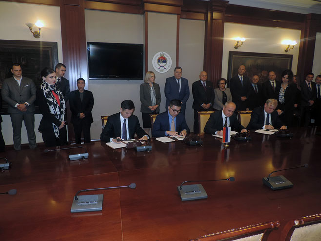 Потписан уговор о реализацији пројекта изградње ТЕ Гацко 2 - Фото: СРНА