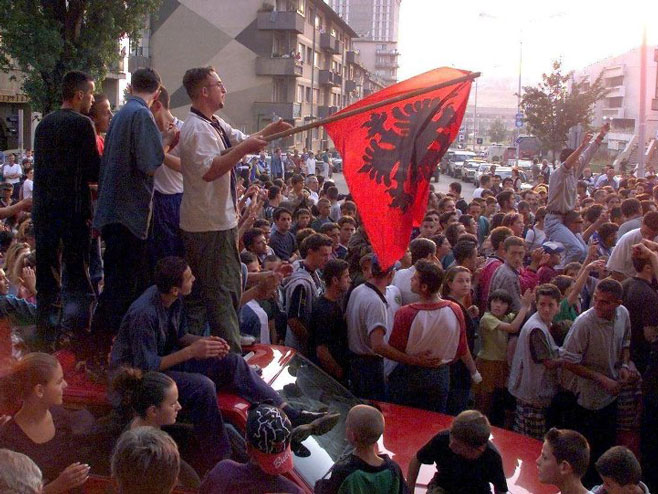 Косовски Албанци - Фото: AFP