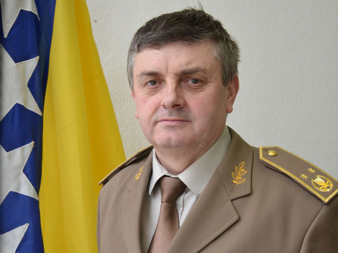 Генерал мајор Драган Вуковић (фото: http://mod.gov.ba) - 