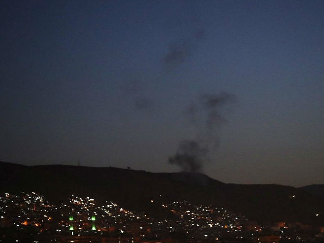 Дамаск након ракетирања (AP Photo/Hassan Ammar) - 