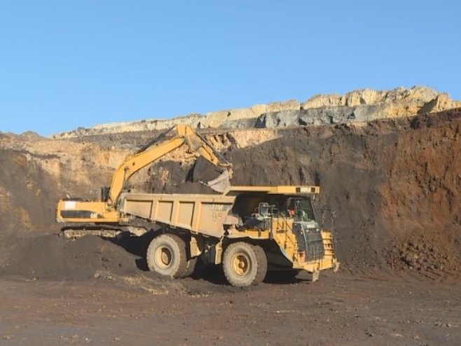 Након лукавачке Коксаре и зеничке Жељезаре у проблему и приједорска Нова Љубија (ВИДЕО) Након лукавачке Коксаре и зеничке Жељезаре у проблему и приједорска Нова Љубија (ВИДЕО)