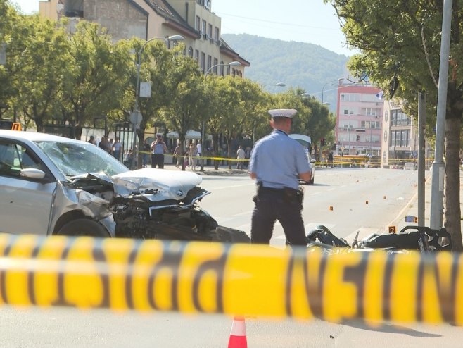 Više osoba povrijeđeno u saobraćajnoj nezgodi u centru Banjaluke FOTO