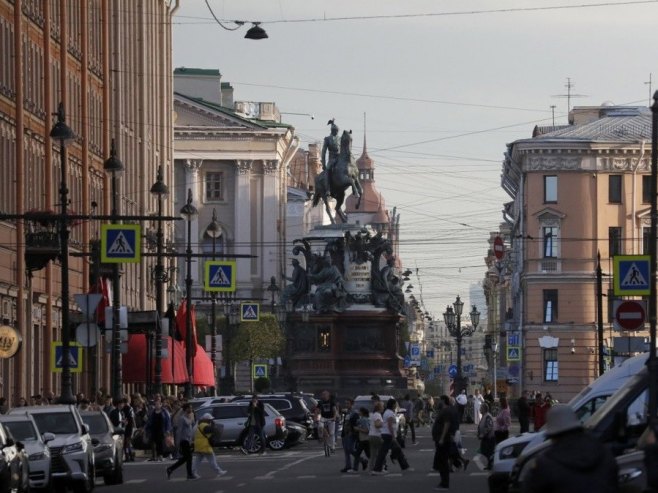 Санкт Петербург (фото: EPA-EFE/ANATOLY MALTSEV) - 