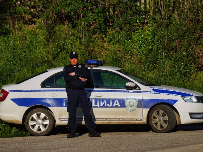 Полиција Србије (Фото:  TANJUG/ VLADIMIR ŠPORČIĆ) - 