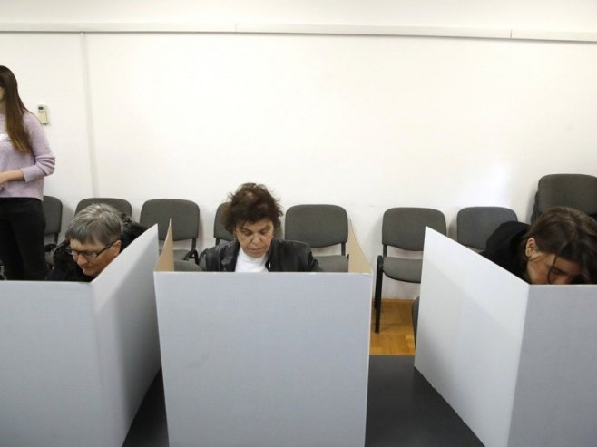 Избори у Хрватској (Фото: EPA-EFE/ANTONIO BAT) - 