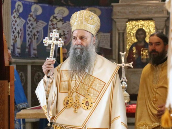 Стевић: Циљ забране уласка патријарху Порфирију на КиМ је да се застраши српски народ