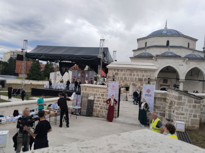 Отварање џамије Арнаудије; Присуствују Додик, Цвијановић и Вишковић (ФОТО)