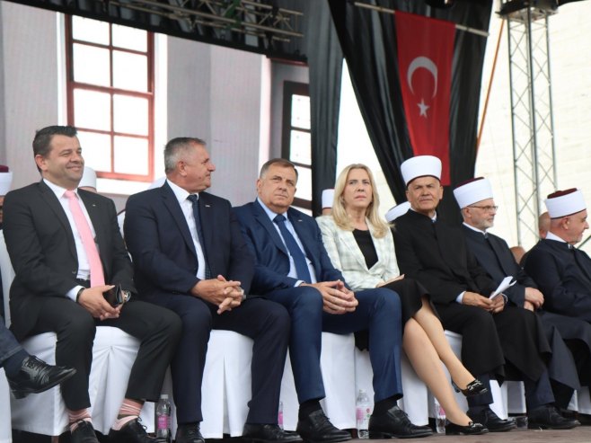 Отварање џамије Арнаудије; Присуствују Додик, Цвијановић и Вишковић (ФОТО)