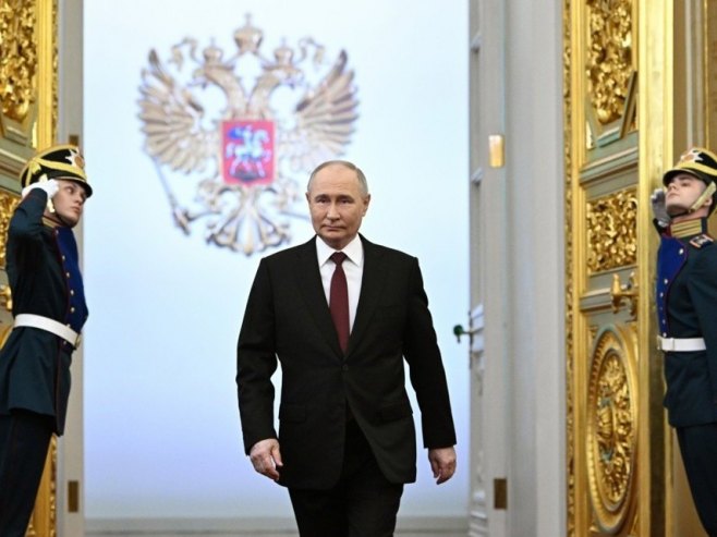 УЖИВО - Путин: Судбину Русије ћемо одређивати ми и само ми, заједно ћемо побиједити (ВИДЕО)