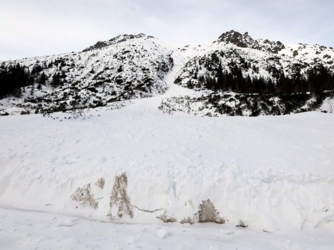 САД: Два скијаша погинула у лавини на планини Лоун Пик у Јути