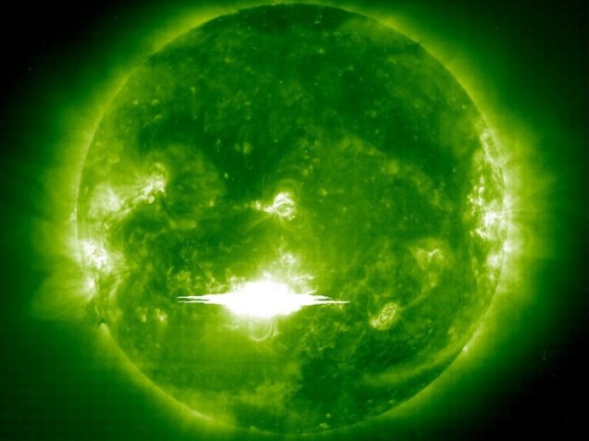 Магнетна олуја на Сунцу (Фото: PA/NASA/SOHO) - 