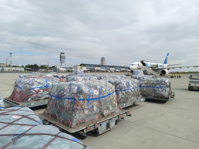 Србија упутила хуманитарну помоћ становницима Газе, први авион креће данас (ФОТО)