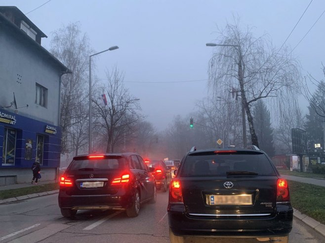 Саобраћајни колапс у Бањалуци Саобраћајни колапс у Бањалуци - Фото: РТРС