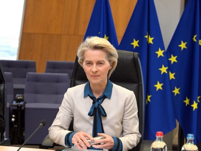 Урсула фон дер Лајен (фото: EPA-EFE/NICOLAS TUCAT) Урсула фон дер Лајен (фото: EPA-EFE/NICOLAS TUCAT) -