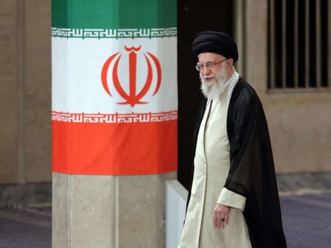 Али Хамнеи (Фото: EPA/STR, илустрација) Али Хамнеи (Фото: EPA/STR, илустрација) -