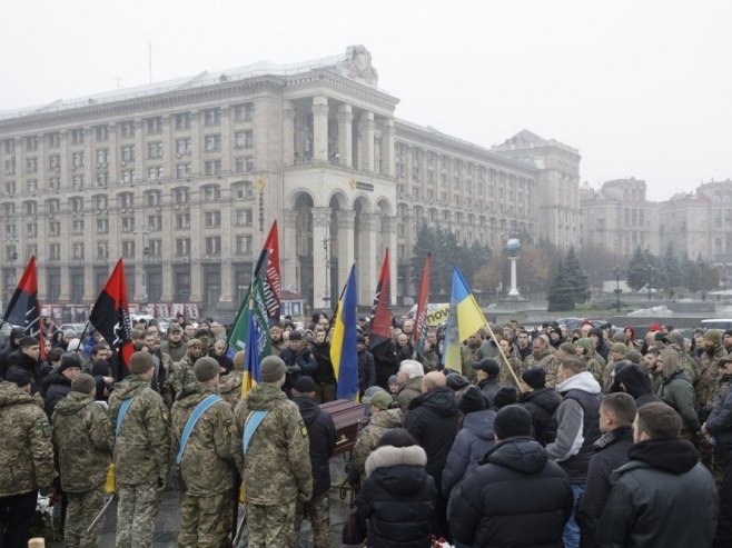 Кијев протести (фото: EPA/SERGEY DOLZHENKO - илустрација) Кијев протести (фото: EPA/SERGEY DOLZHENKO - илустрација) -