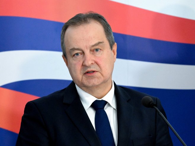 Дачић: Оштећени грађани из општина у којима је проглашена ванредна ситуација имају право на надокнаду штете Дачић: Оштећени грађани из општина у којима је проглашена ванредна ситуација имају право на надокнаду штете