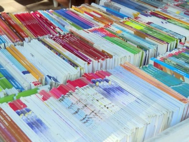 Уџбеници Уџбеници - Фото: РТРС