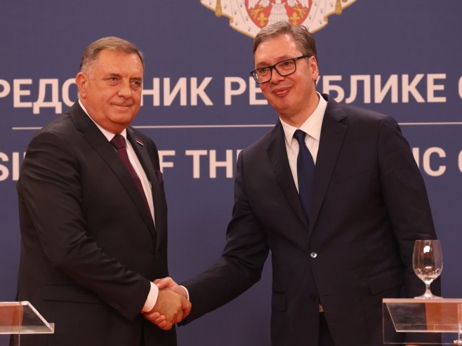 Додик и Вучић Додик и Вучић - Фото: ZIPAPHOTO/Borislav Zdrinja