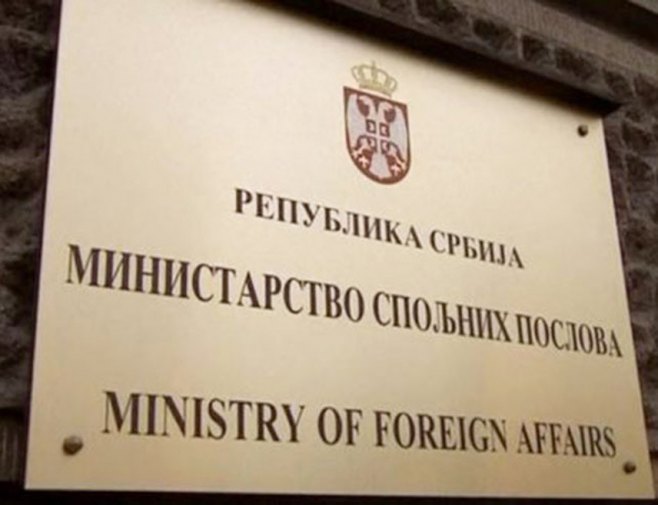 Више хиљада држављана Србије жели да се врати са Блиског истока Више хиљада држављана Србије жели да се врати са Блиског истока