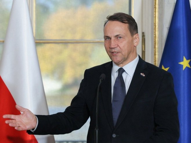 Радослав Сикорски (фото: EPA/PAWEL SUPERNAK POLAND OUT) Радослав Сикорски (фото: EPA/PAWEL SUPERNAK POLAND OUT) -