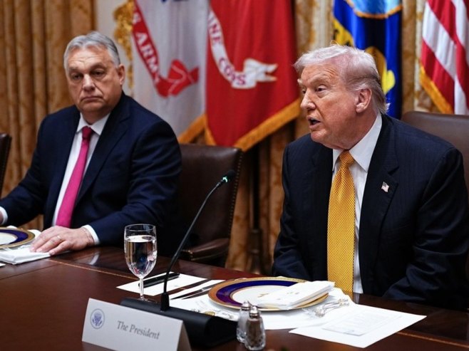 Виктор Орбан и Доналд Трамп (Фото: EPA/AARON SCHWARTZ / POOL) Виктор Орбан и Доналд Трамп (Фото: EPA/AARON SCHWARTZ / POOL) -